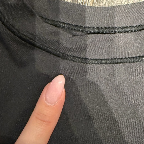 Skims Fits Everybody Tee - Picture 3 of 5